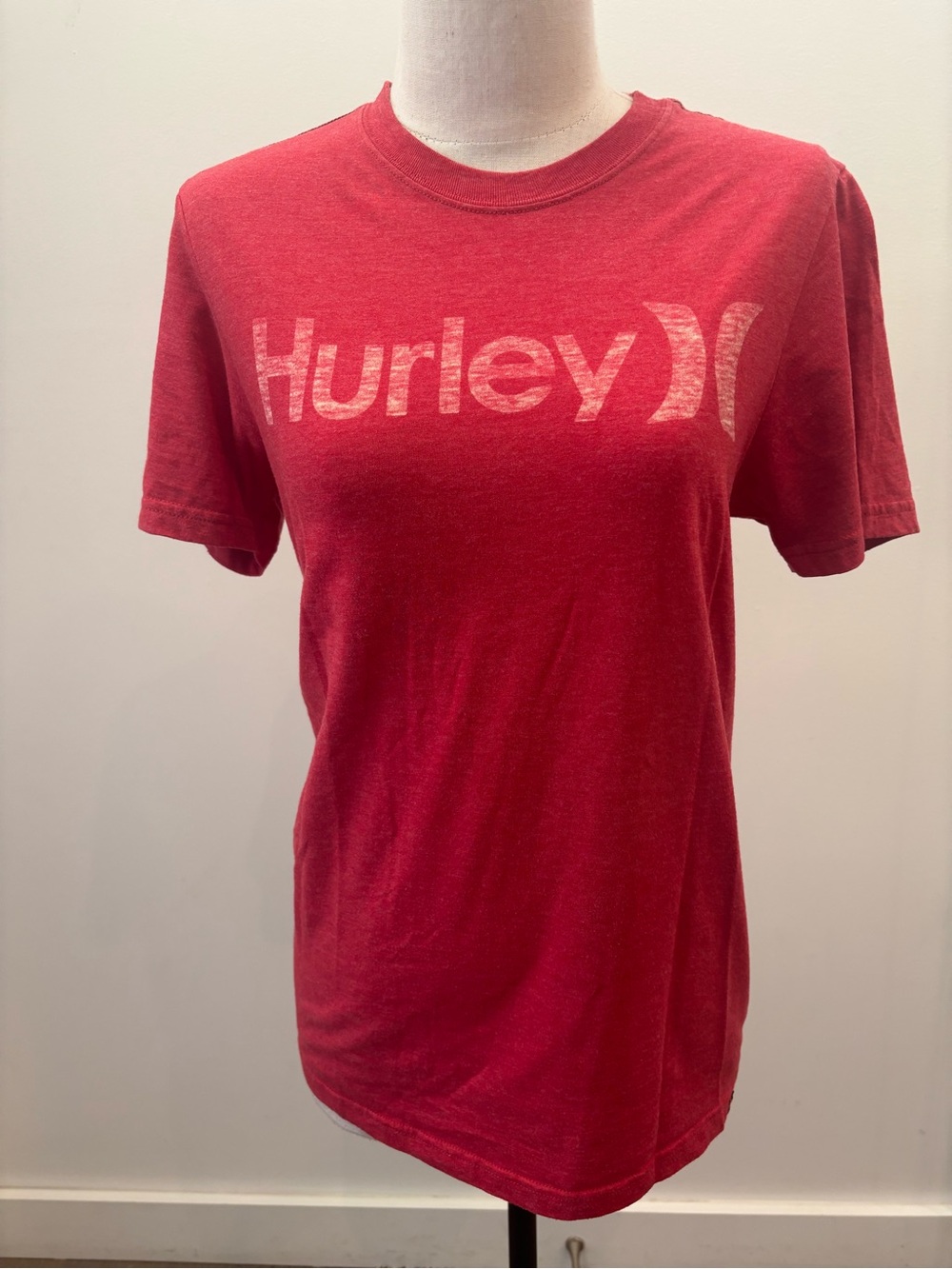 Hurley men’s Red Logo Crewneck T-Shirt